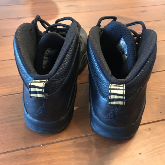 Jordan 10 Retro New York City - Picture 2 of 8